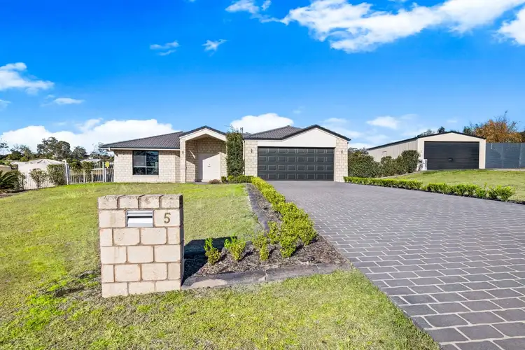 5 Phoebe Court, Cotswold Hills QLD 4350