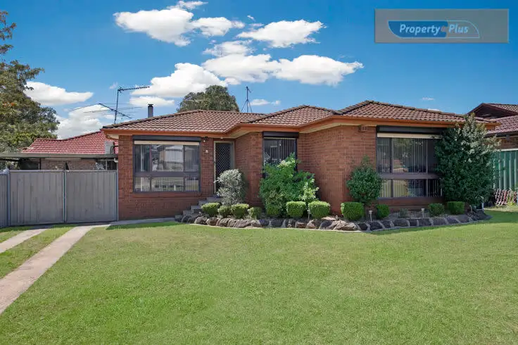 8 Timesweep Drive, St Clair NSW 2759