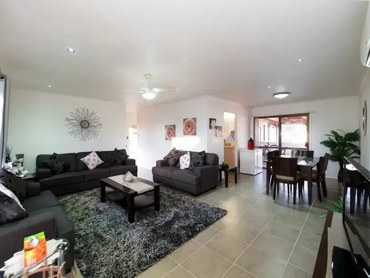 19 Williams Way, Calamvale QLD 4116