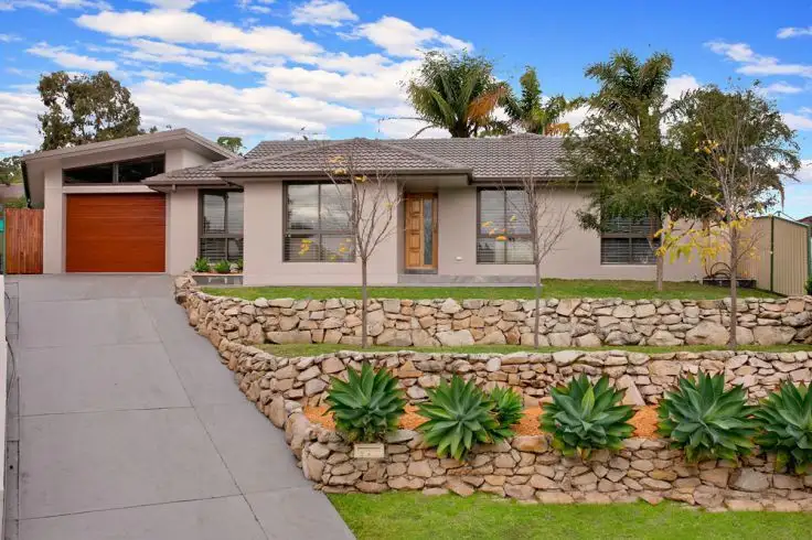 18 Amazon Place, St Clair NSW 2759