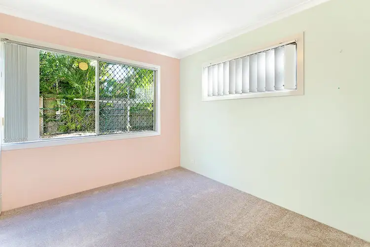 Fifth view of Homely block of units listing, 2/84 Albatross Avenue, Mermaid Beach QLD 4218