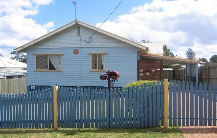 37 Gleeson Crescent, Harlaxton QLD 4350