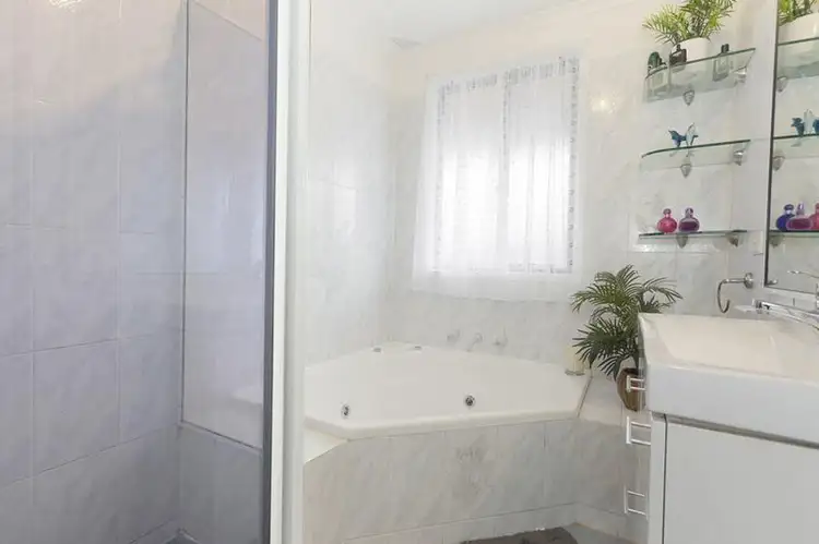 Seventh view of Homely house listing, 2 Jacques Place, Minchinbury NSW 2770