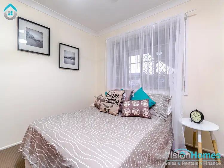 Seventh view of Homely house listing, 8 Danvers Court, Hillcrest QLD 4118