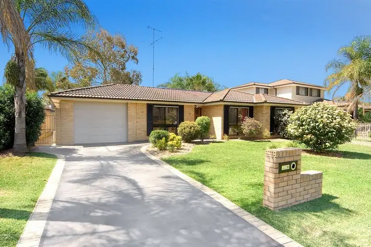 15 Maroni Place, St Clair NSW 2759