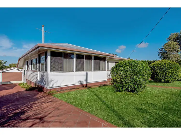 20 Geoffrey Street, Mount Lofty QLD 4350