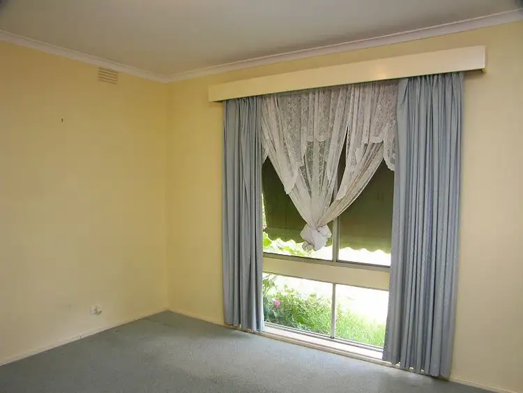 Fourth view of Homely house listing, 6 Banksia Place, Melton West VIC 3337