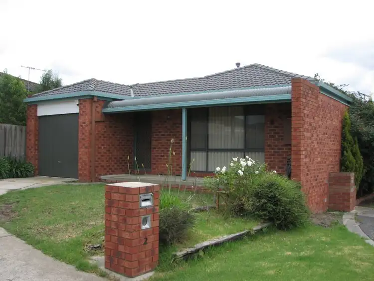 2 The Mews, Hampton Park VIC 3976