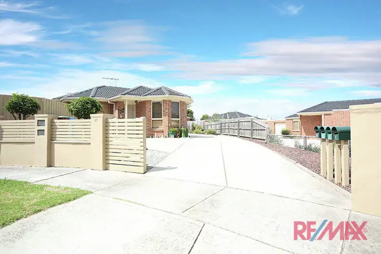 Second view of Homely house listing, 2/21 Pittosporum Grove, Doveton VIC 3177