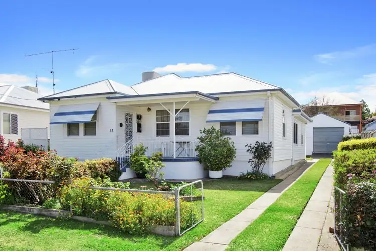 12 Griffin Avenue, Tamworth NSW 2340
