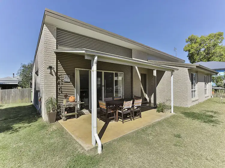 8B Dodd Street, Newtown QLD 4350