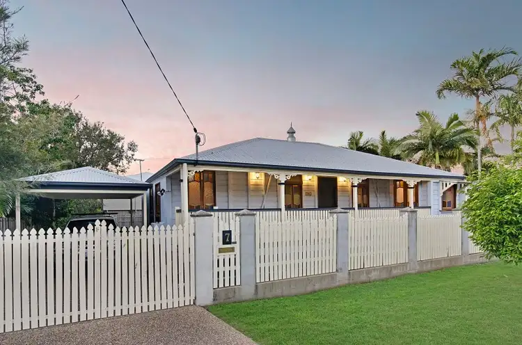 7 Summerfield Street, Hermit Park QLD 4812