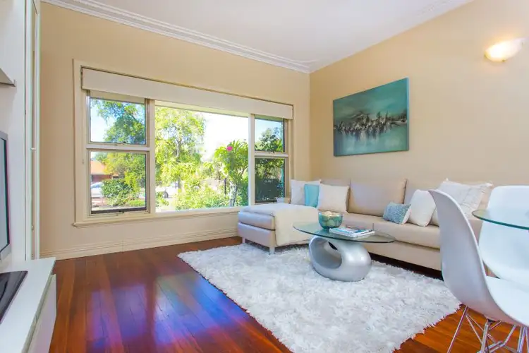 2/69 Park Street, Como WA 6152