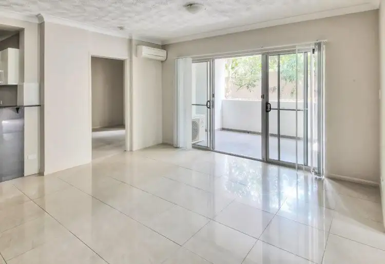 Third view of Homely apartment listing, 16/14 Le Grand Street, Macgregor QLD 4109