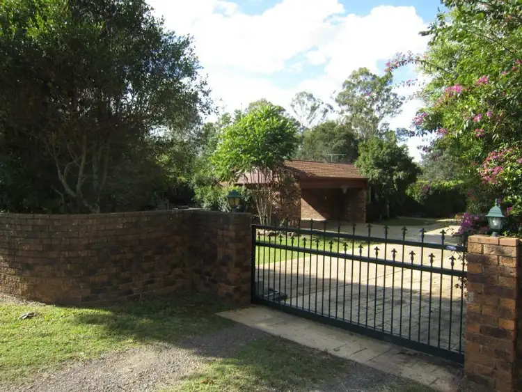 26 Islandview Street, Barellan Point QLD 4306