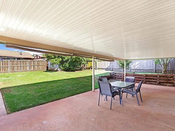 16 Muscat Court, Wilsonton QLD 4350
