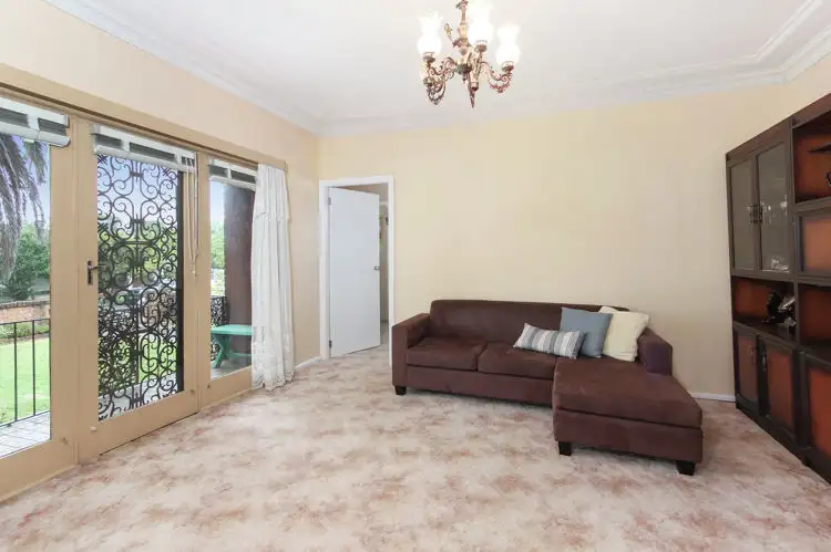 Sixth view of Homely house listing, 7 Vienna Street, Seven Hills NSW 2147