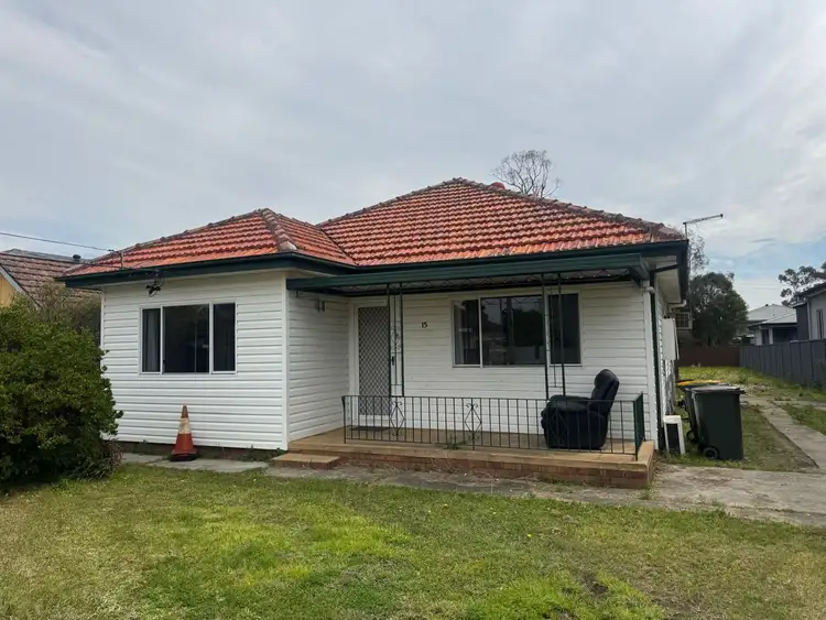 15 Johnstone street, Guildford West NSW 2161