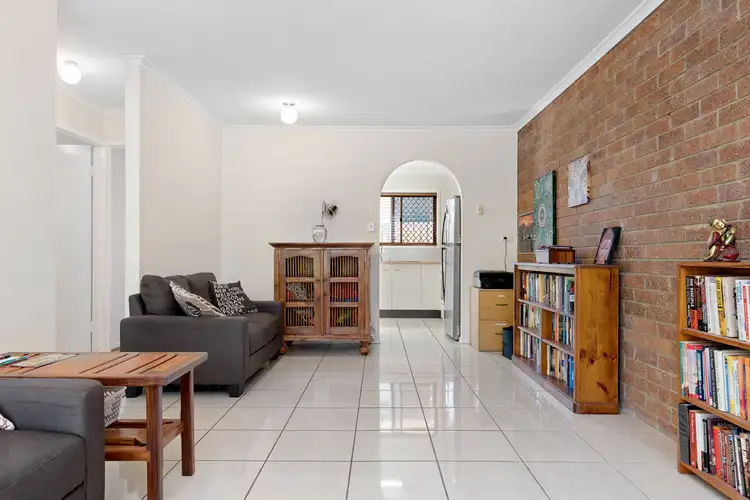 Second view of Homely unit listing, 3/9 Queen Street, Scarborough QLD 4020