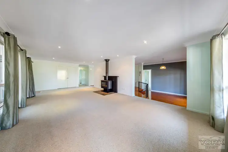 Third view of Homely house listing, 3 Merlin Court, Preston QLD 4352