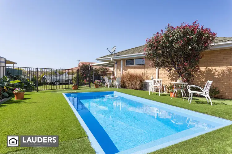 21 Mistral Place, Old Bar NSW 2430