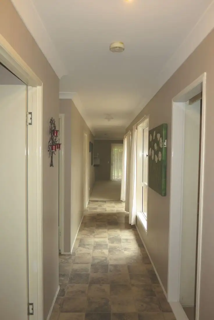 Second view of Homely house listing, 5 Stuart Pl, Forest Lake QLD 4078
