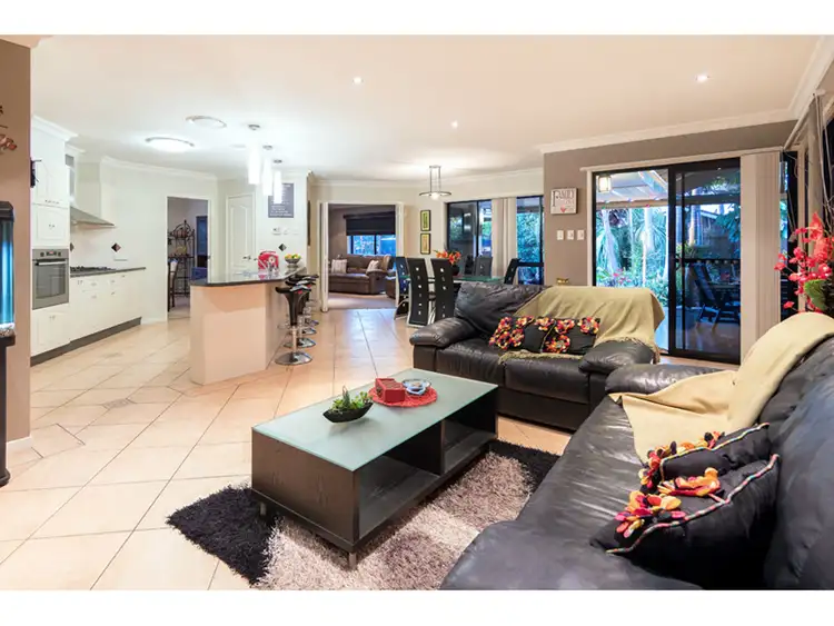 Second view of Homely house listing, 8 Kuhler Court, Carindale QLD 4152