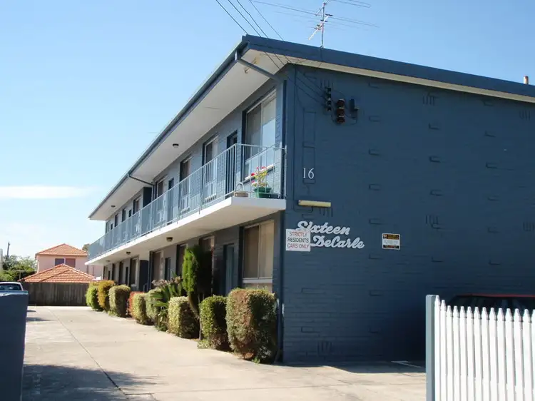 3/16 DeCarle Street, Brunswick VIC 3056
