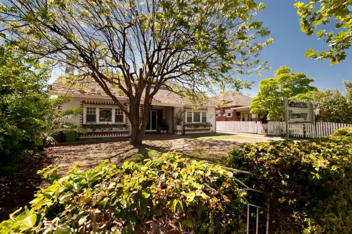 392 North St, Albury NSW 2640