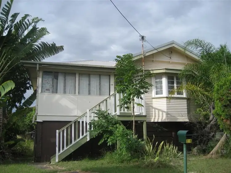 216 Oaka Street, Gladstone Central QLD 4680
