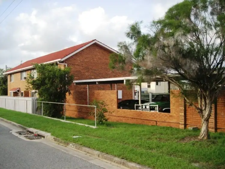 2/7 Eden Street, Gladstone Central QLD 4680