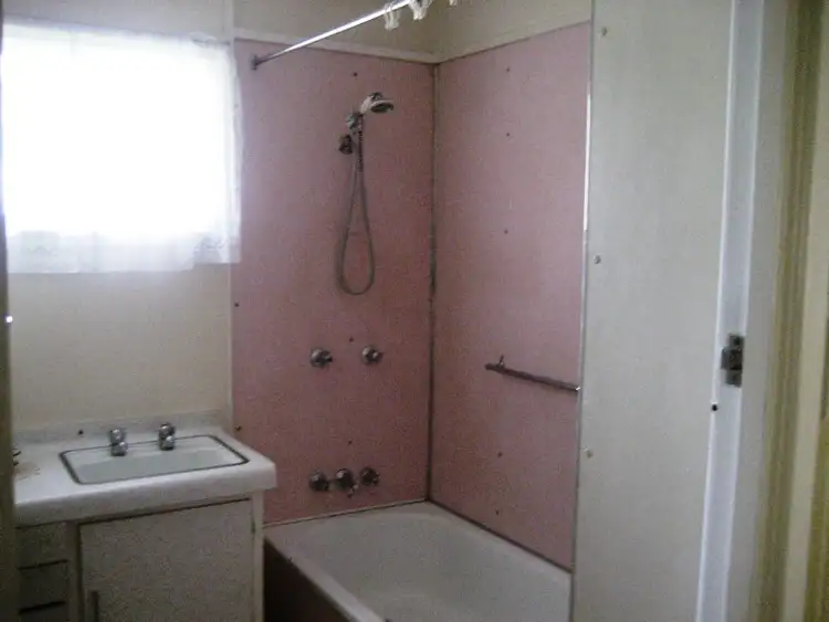 Fifth view of Homely house listing, 9 Norris, Gladstone Central QLD 4680