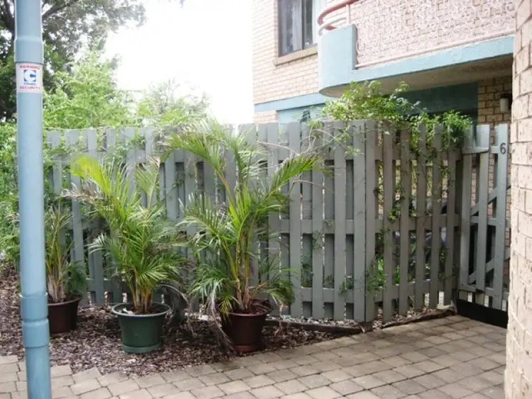 Third view of Homely apartment listing, 6/7 Kent, Gladstone Central QLD 4680