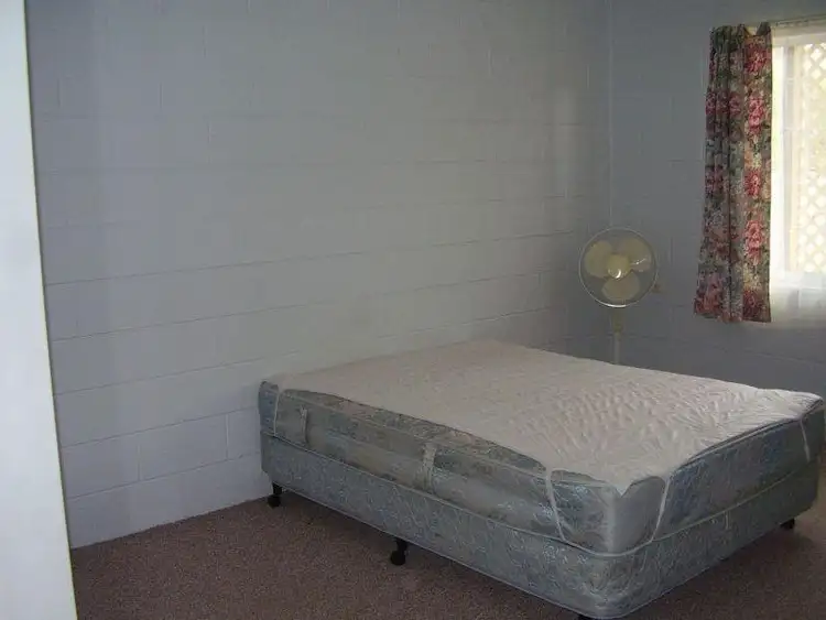 Sixth view of Homely semi-detached listing, 5 Douglas Street, Gladstone Central QLD 4680
