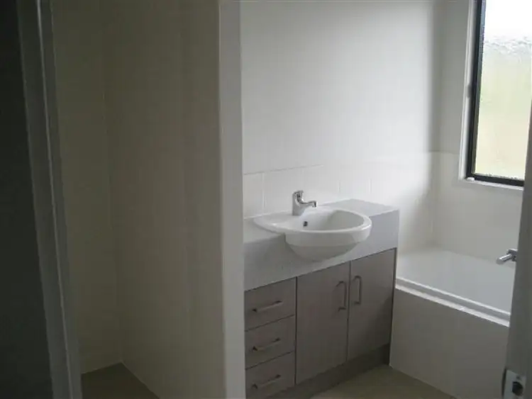 Seventh view of Homely house listing, 1 Eyre Court, Gladstone Central QLD 4680