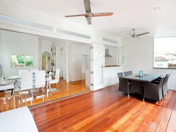 18 Loch Street, West End QLD 4101