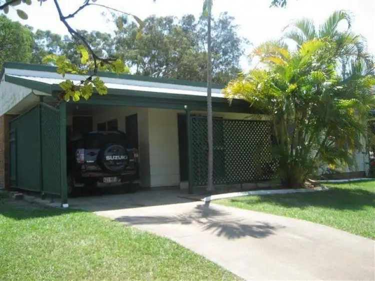 7 Benowa Court, Boyne Island QLD 4680