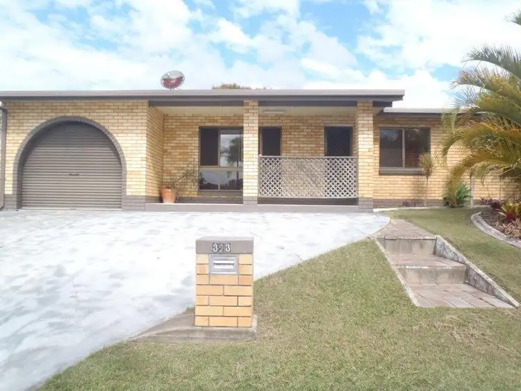 323 J Hickey Ave, Clinton QLD 4680