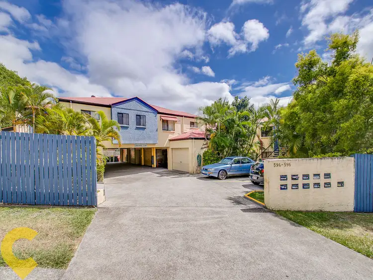 2/596 South Pine Road