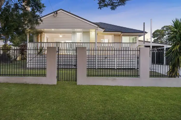 15 Houghton Avenue, Redcliffe QLD 4020