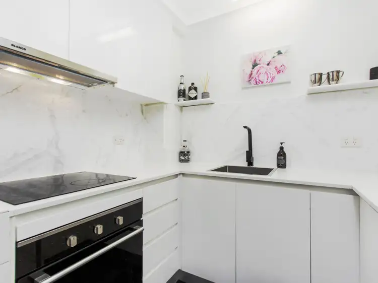 Third view of Homely studio listing, 1009/38 College St, Darlinghurst NSW 2010