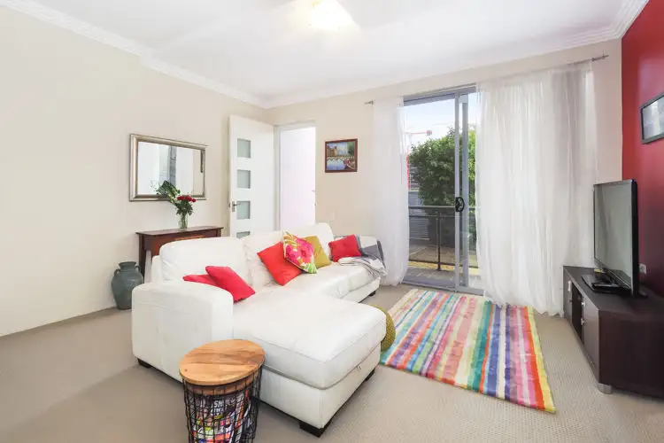 Fifth view of Homely unit listing, 1/62-64 Railway Terrace, Granville NSW 2142