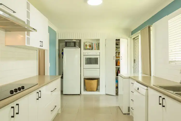 Sixth view of Homely house listing, 3 Alexander Street, Rural View QLD 4740