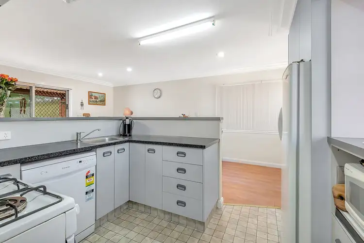 Fifth view of Homely house listing, 10 Esther Street, Mount Lofty QLD 4350