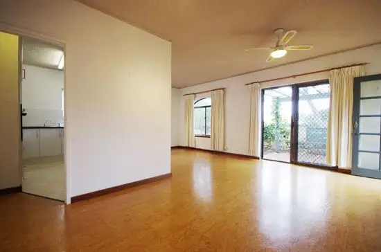 11/12 Conroy Street, Maylands WA 6051