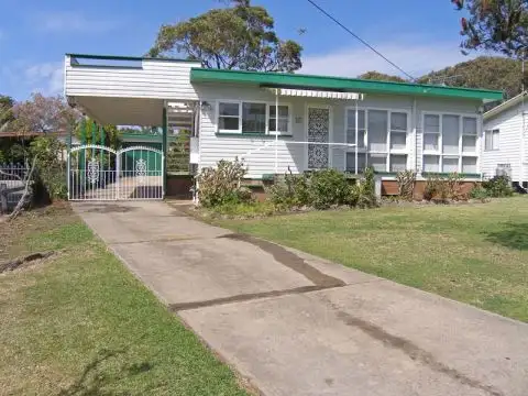 8 Seagull St, Culburra Beach NSW 2540