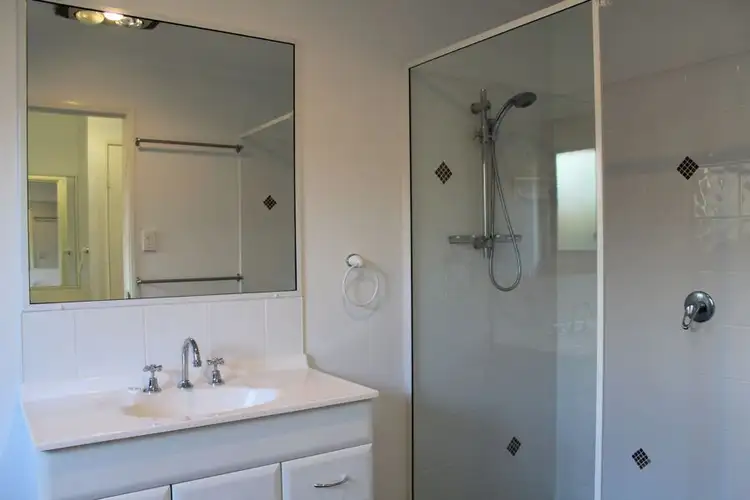 Fifth view of Homely unit listing, 2/186 Walker Street, Maryborough QLD 4650