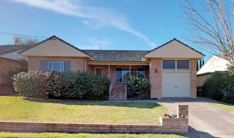 9 Stanley Street, Kooringal NSW 2650