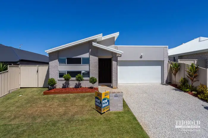 16 Isla Avenue, Redland Bay QLD 4165