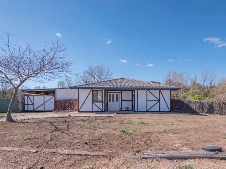 20 McIntosh Crescent, Armidale NSW 2350